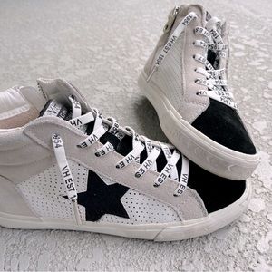 Vintage Havana Lester Perforated High Top Sneakers (Size 8M)